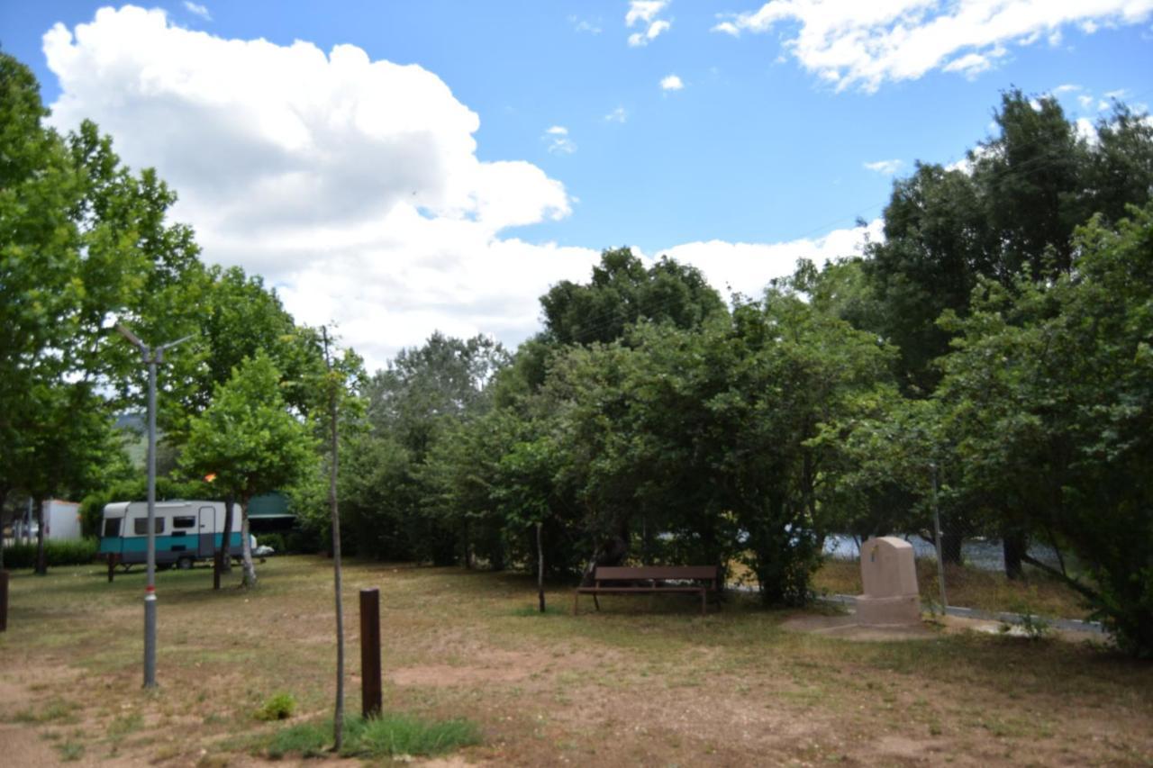 Bungalows, Camping Vega De Francia Sotoserrano Zewnętrze zdjęcie