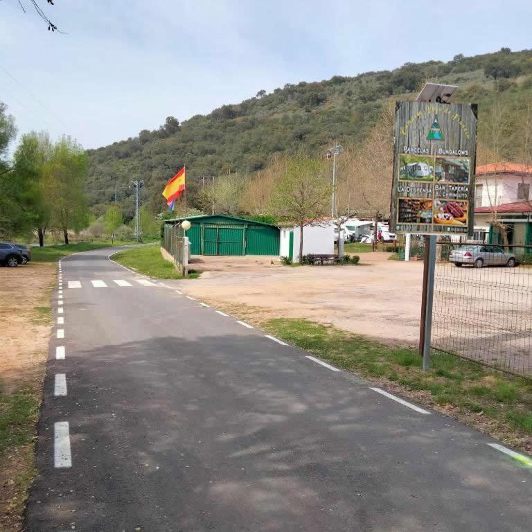 Bungalows, Camping Vega De Francia Sotoserrano Zewnętrze zdjęcie